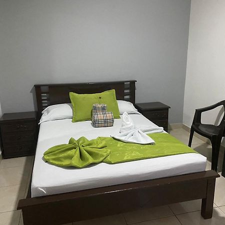 Hotel El Deportista 메딜린 외부 사진