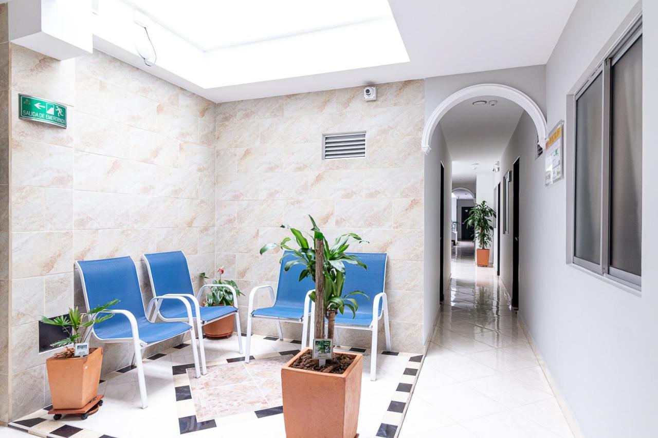 Hotel El Deportista 메딜린 외부 사진
