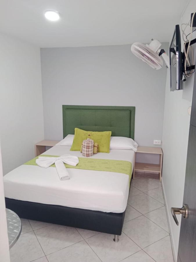 Hotel El Deportista 메딜린 외부 사진