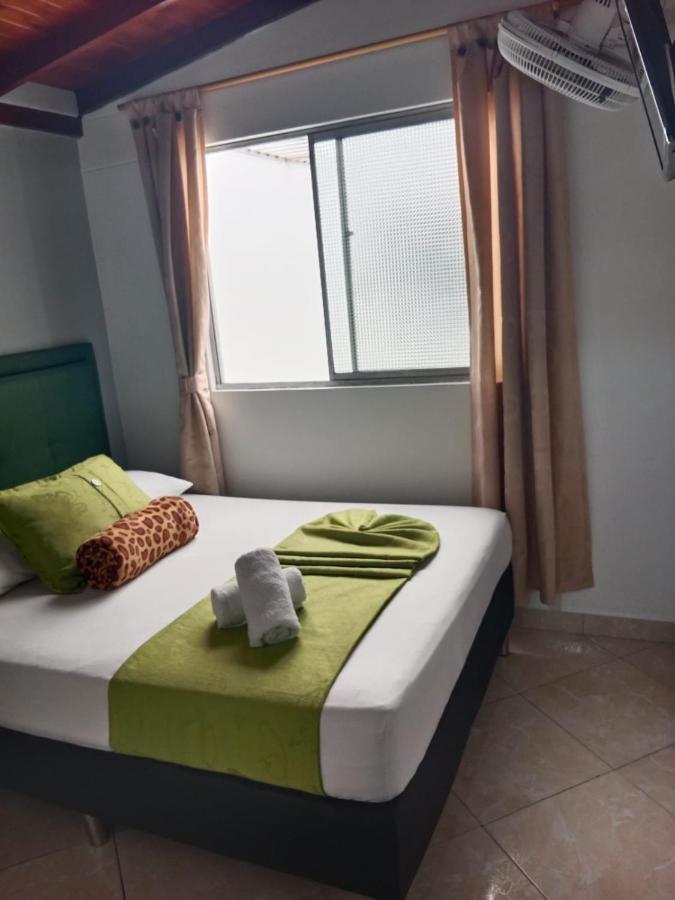 Hotel El Deportista 메딜린 외부 사진