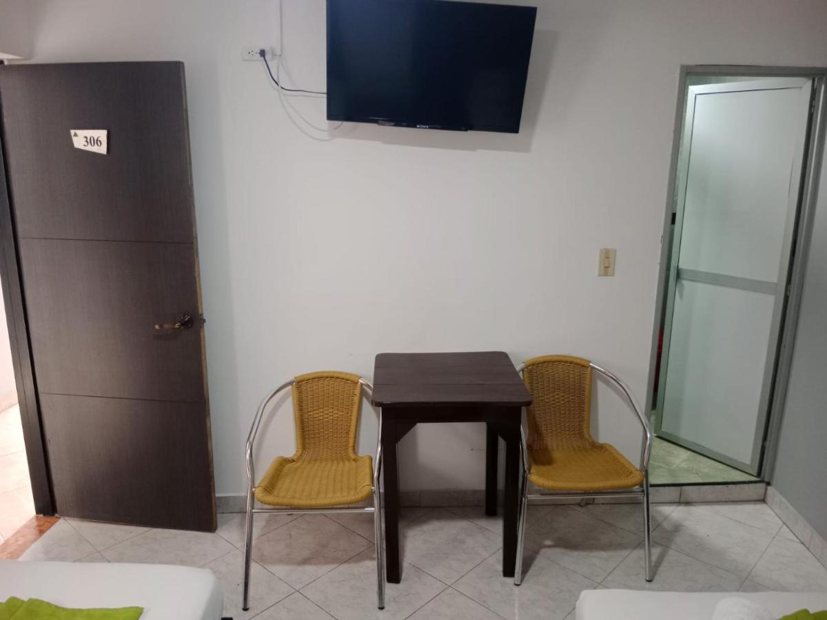 Hotel El Deportista 메딜린 외부 사진