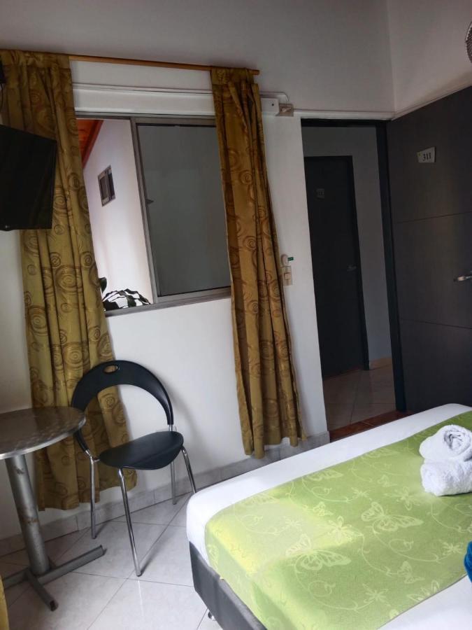 Hotel El Deportista 메딜린 외부 사진