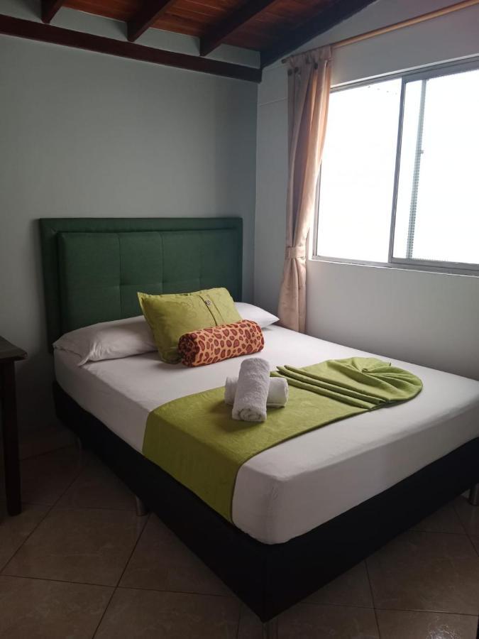 Hotel El Deportista 메딜린 외부 사진